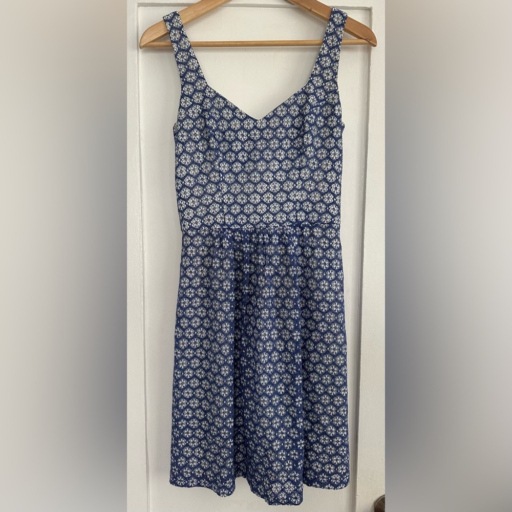 Review Blue Floral Sleeveless Dress Size 2 (Aus 6)